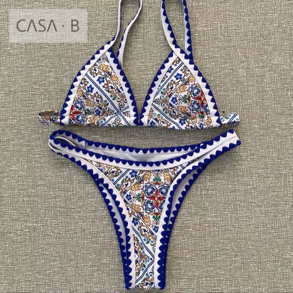 5⭐️ CASA B 🌊| Amalfi Coast Print Triangle Bikini Set in Deep Blue - Picture 6 of 7